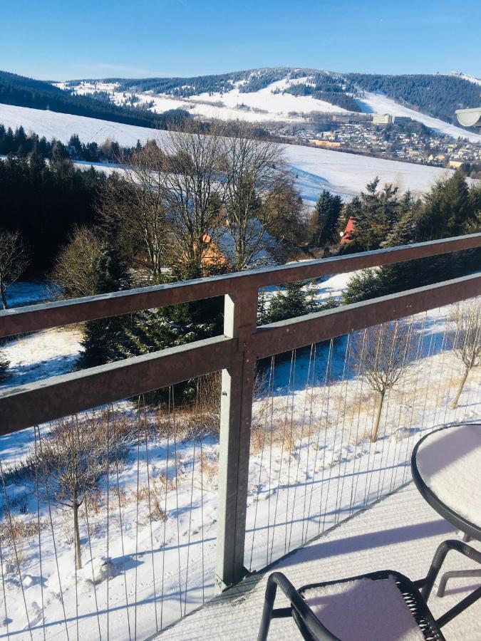 Mountain Apartment Klinovec Atomic Loučná pod Klínovcem Esterno foto