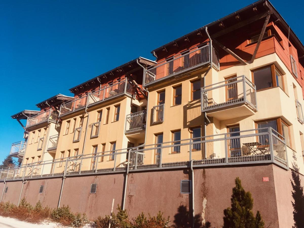 Mountain Apartment Klinovec Atomic Loučná pod Klínovcem Esterno foto